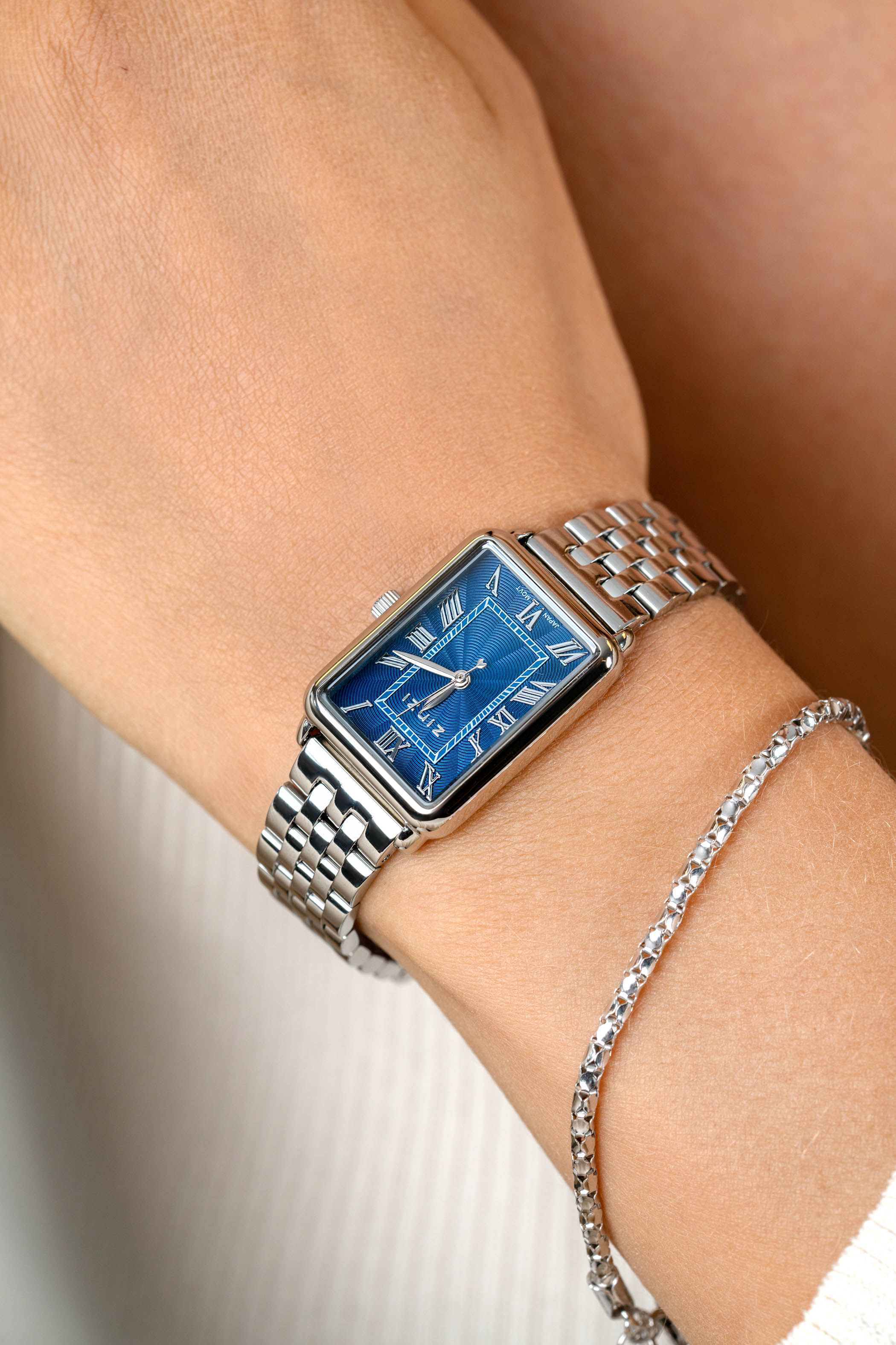 ZINZI Elegance Watch Blue Dial and Rectangular Case Stainless Steel Chain Strap 28mm  ZIW1955