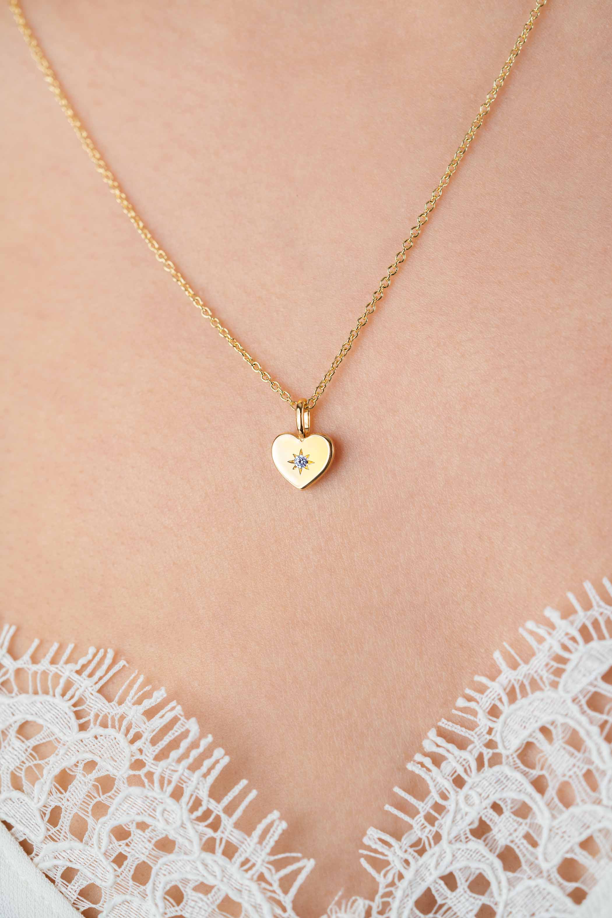 JUNE Pendant 12mm Gold Plated Heart Birthstone Light Amethyst Zirconia (excl. necklace)