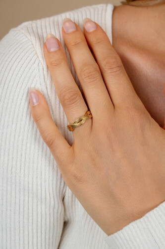 ZINZI gold plated silver ring (5mm wide) with a braided Infinity symbol in line motif ZIR2684