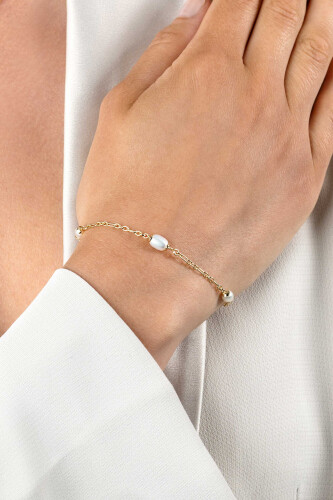 ZINZI gold plated silver chain bracelet with three oval white freshwater pearls 17-20cm ZIA2588