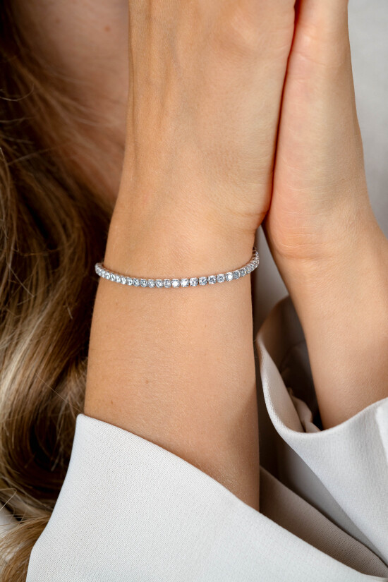 ZINZI silver tennis bracelet 3mm wide, set with white cubic zirconias in square settings 17-20cm ZIA2665