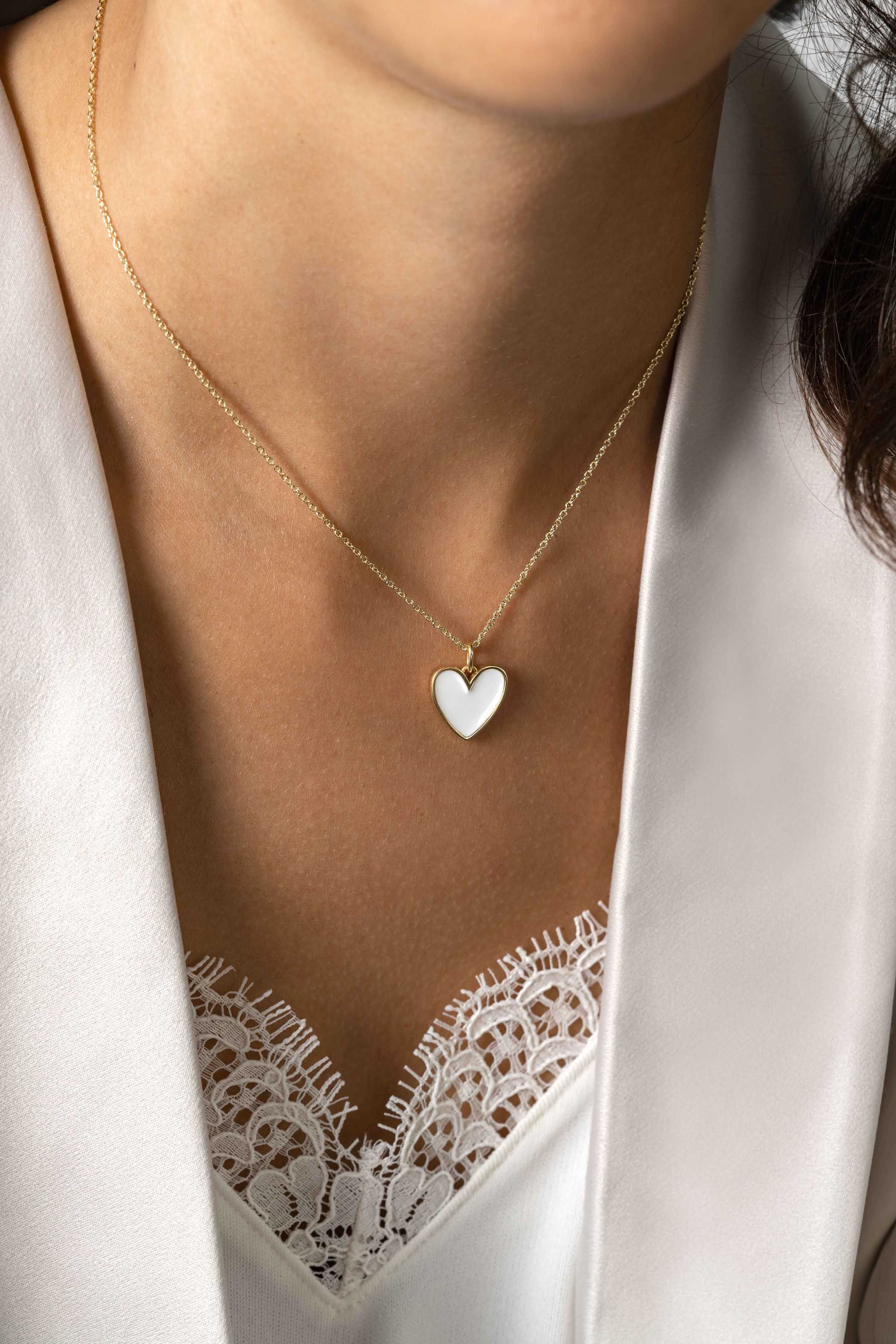 15mm ZINZI Gold Plated Sterling Silver Pendant Heart with White Enamel ZIH2314W (excl. necklace)