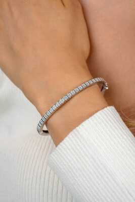 ZINZI silver bangle bracelet 4mm wide, set with white cubic zirconias, 60mm ZIA2686